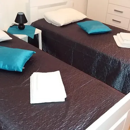 Apartmani Luan Vis Exterior photo