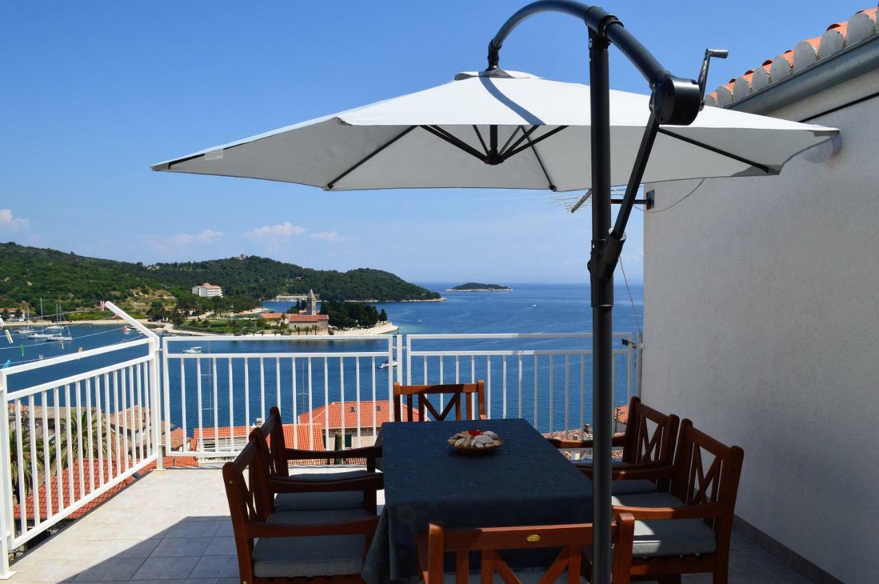 Apartment Luan Vis